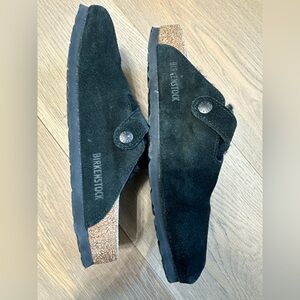 Woman’s Birkenstock Black Shearling